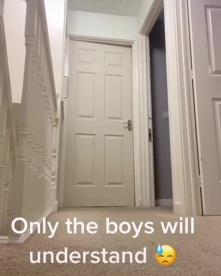 Gaming Rush Door Slam Meme Template - funny Gaming meme